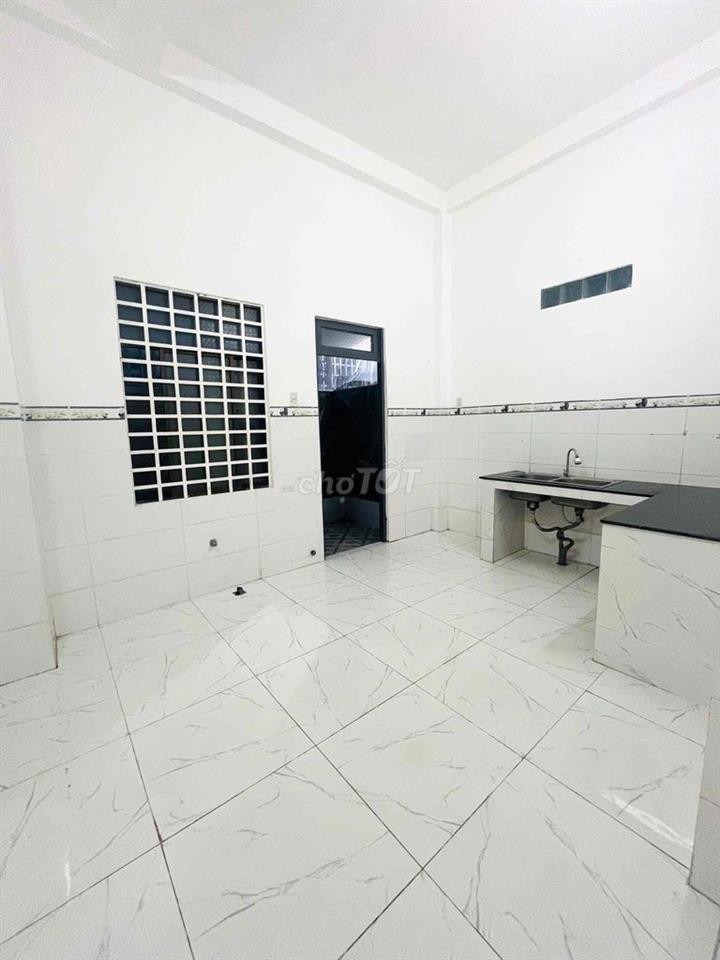 Nhà mới 4 phòng KDC Diệu Hiền