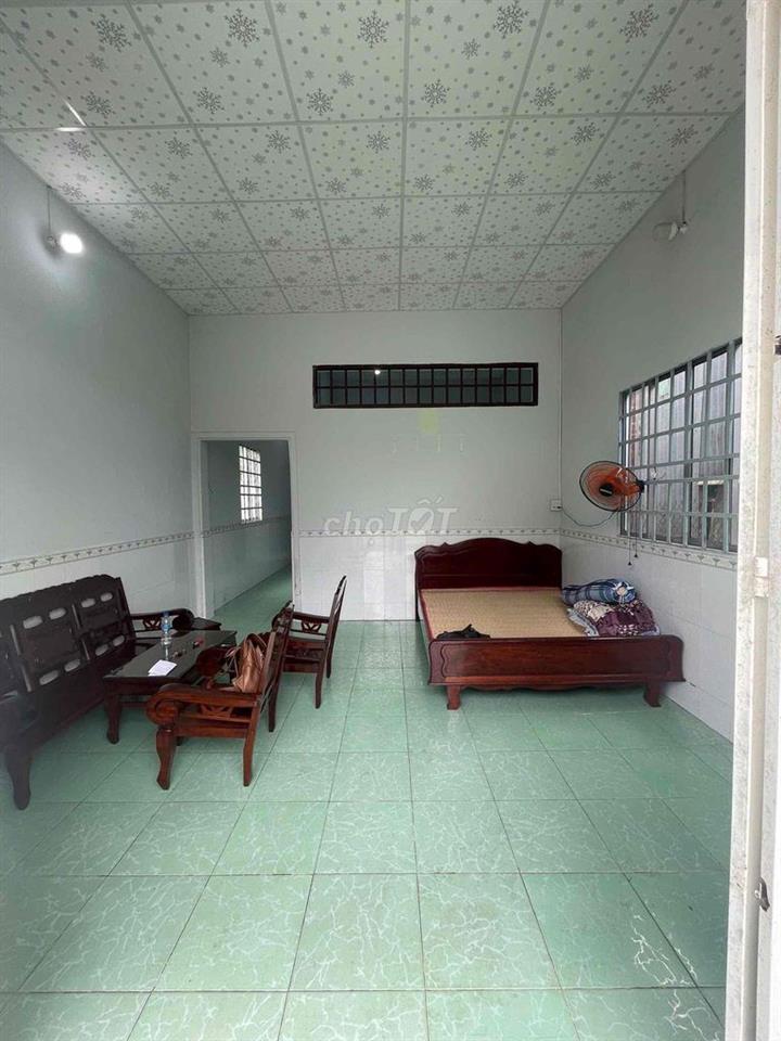 Nhà sân vườn 6x40 đường Nguyễn Văn Trường