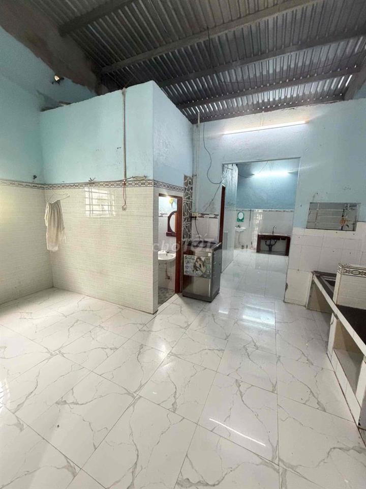 Nhà 3 phòng Đường Nguyễn Minh Quang