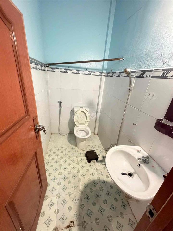 Nhà 3 phòng Đường Nguyễn Minh Quang