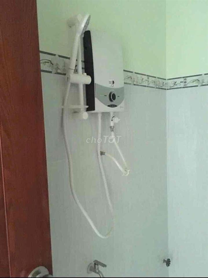 Nhà 4 phòng có nội thất KDC cty8