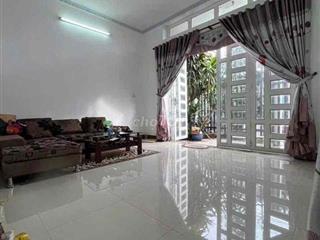 Nhà mới rộng 3 phòng gần Đh Y Dược