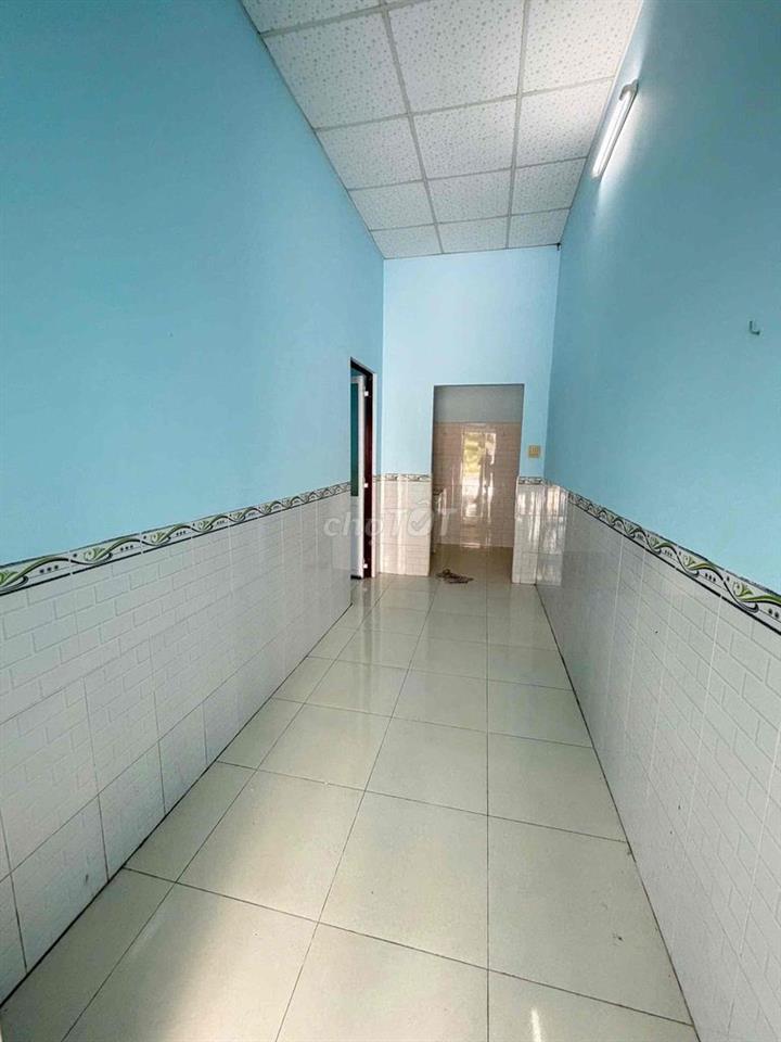 Nhà nguyên căn 5x16m kdc Hồng Loan