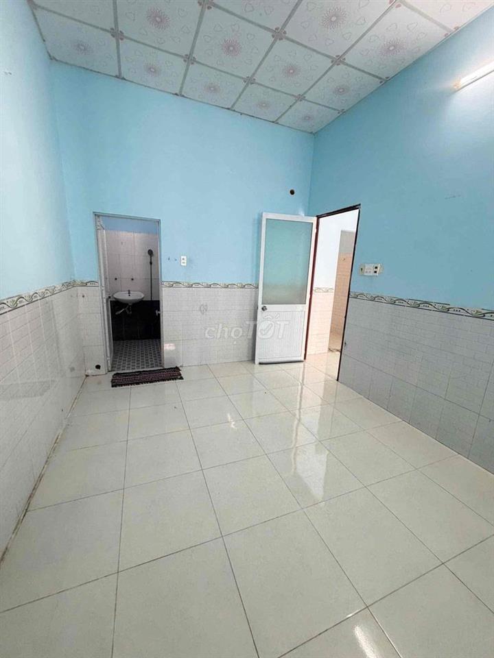 Nhà nguyên căn 5x16m kdc Hồng Loan