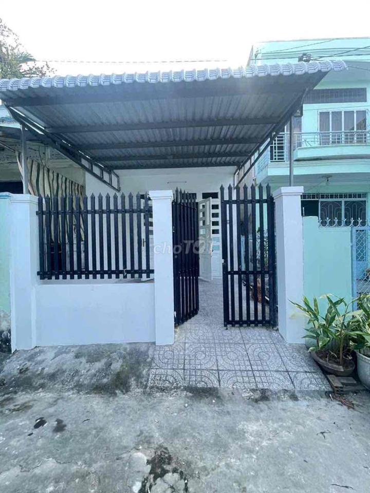 Nhà 4x26m 2 phòng hẻm Nguyễn Văn Cừ