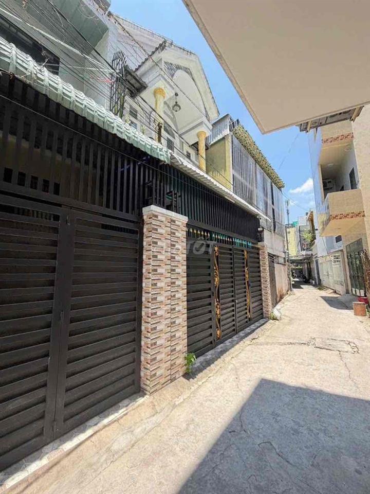Nhà lầu mới 2 phòng 2 máy lạnh hẻm Mậu Thân gần Lotte