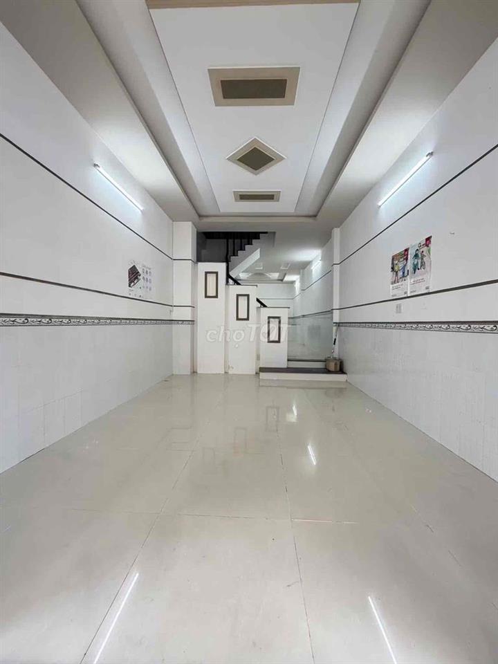 Nhà lầu 2 phòng kdc 91B