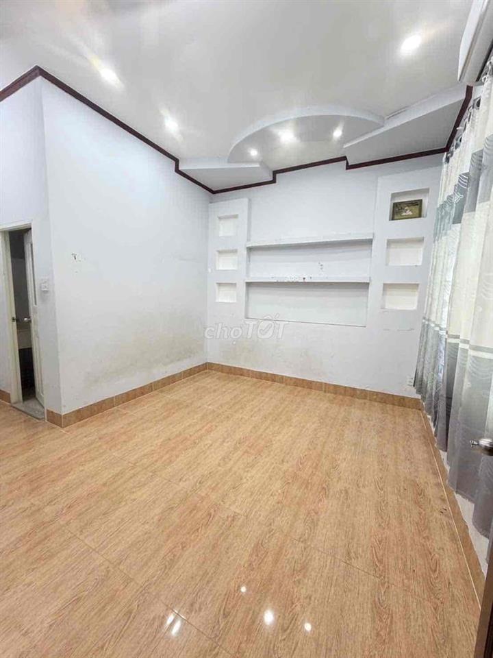 Nhà lầu góc 2 mặt tiền KDC Công Trình 8