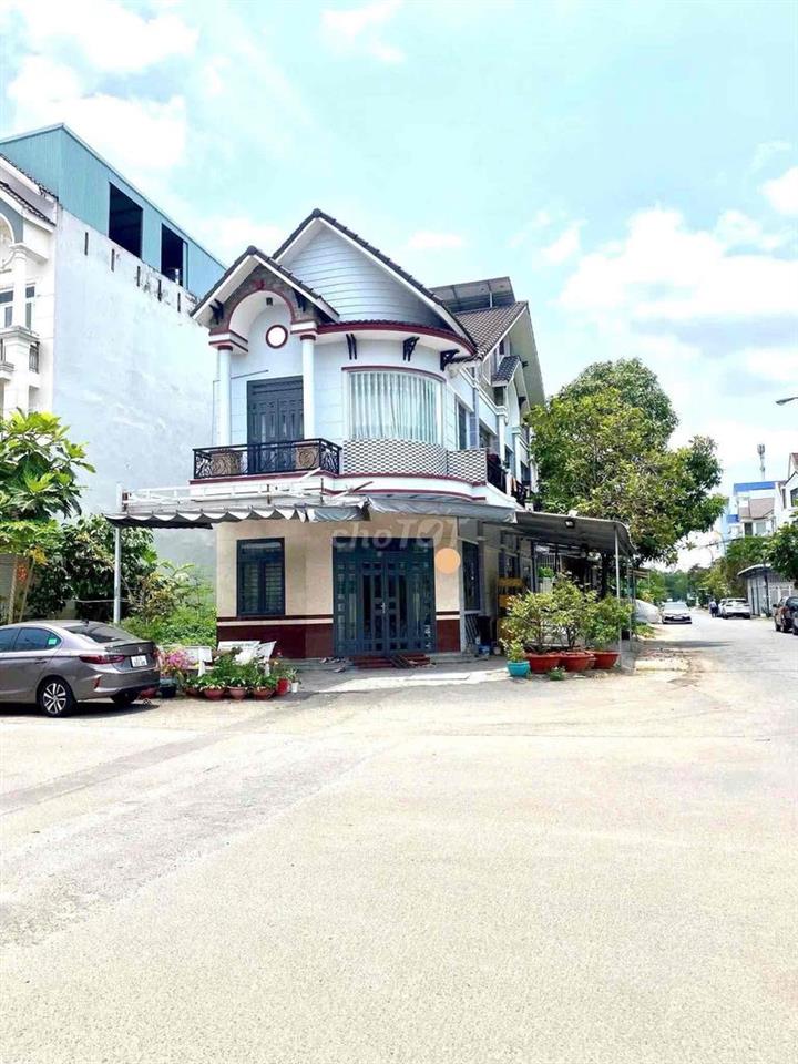 Nhà lầu góc 2 mặt tiền KDC Công Trình 8