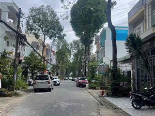 Nhà trống suốt KDC Hồng Phát
