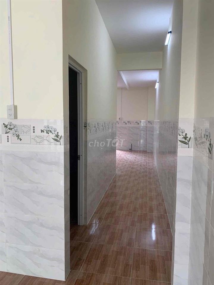 Nhà mới xây 3 phòng 3 máy lạnh kdc Stella Mega City