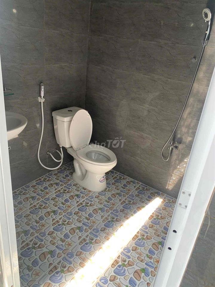 Nhà mới xây 3 phòng 3 máy lạnh kdc Stella Mega City