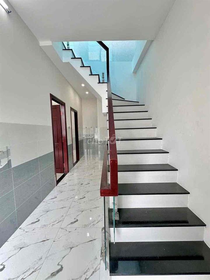 Nhà trệt 2 lầu mới hẻm 22 Mạc Đỉnh Chi