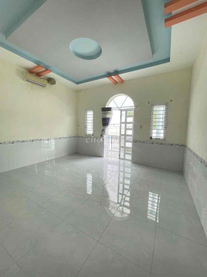 Nhà lầu 2 phòng KdC Đối Diện BV Nhi Đồng
