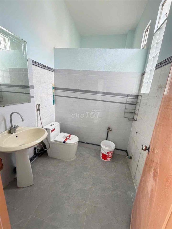 Biệt thự 600m2 kdc số 9 đường 30/4