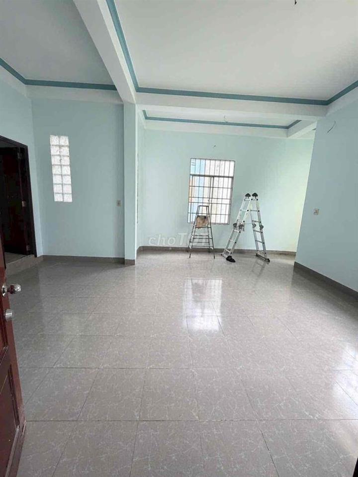 Biệt thự 600m2 kdc số 9 đường 30/4