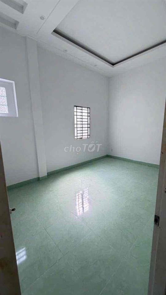 Nhà trệt lầu 3 phòng KDC Công Trình 8