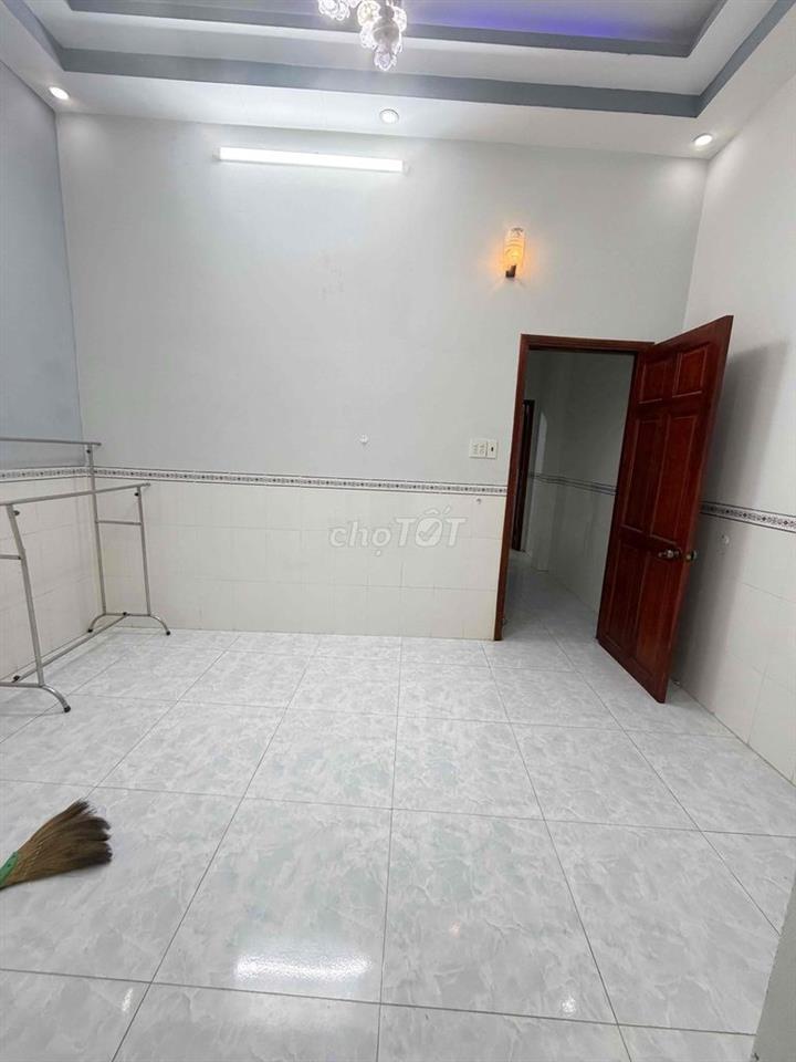 Nhà lầu 3 phòng hẻm đường 3/2