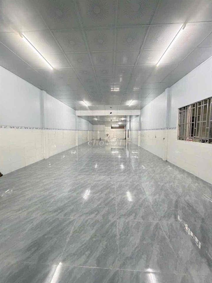 Nhà 6x30m trống suốt hẻm ô tô Nguyễn Truyền Thanh