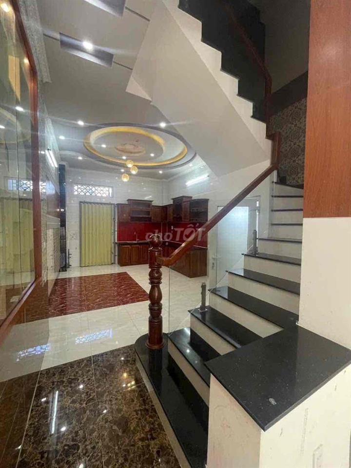 Nhà trệt 2 lầu KDC Đại Học Y Dược