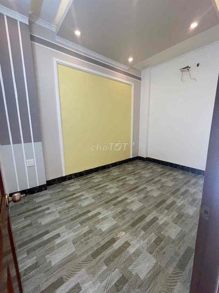 Nhà trệt 2 lầu KDC Đại Học Y Dược