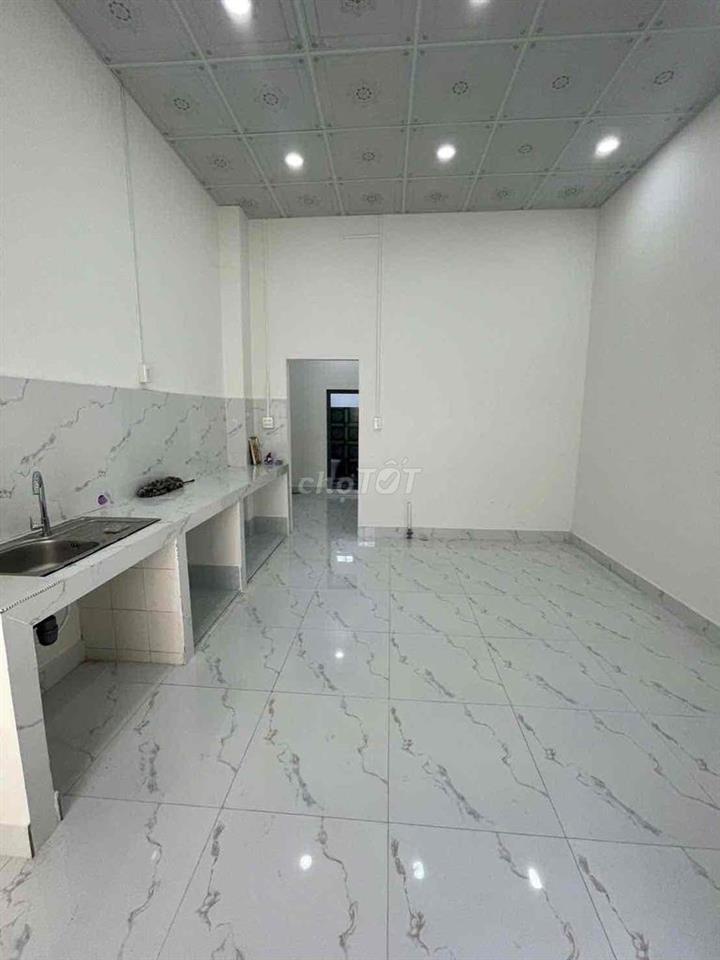 Nhà rộng mới 2 phòng hẻm đường Tầm Vu