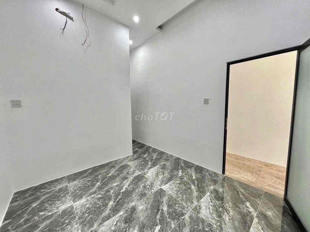 Nhà 8x25m 2 phòng hẻm Trần Hoàng Na
