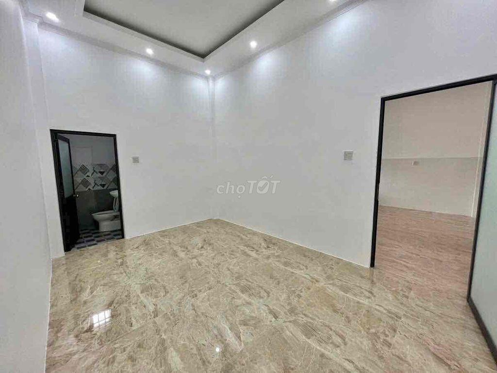 Nhà 8x25m 2 phòng hẻm Trần Hoàng Na