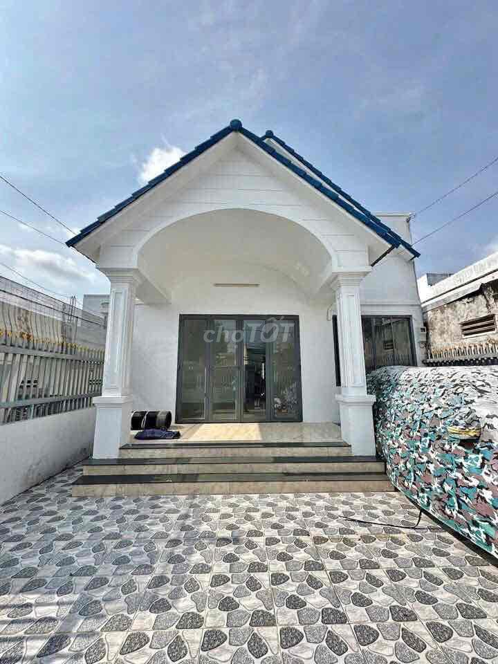Nhà 8x25m 2 phòng hẻm Trần Hoàng Na