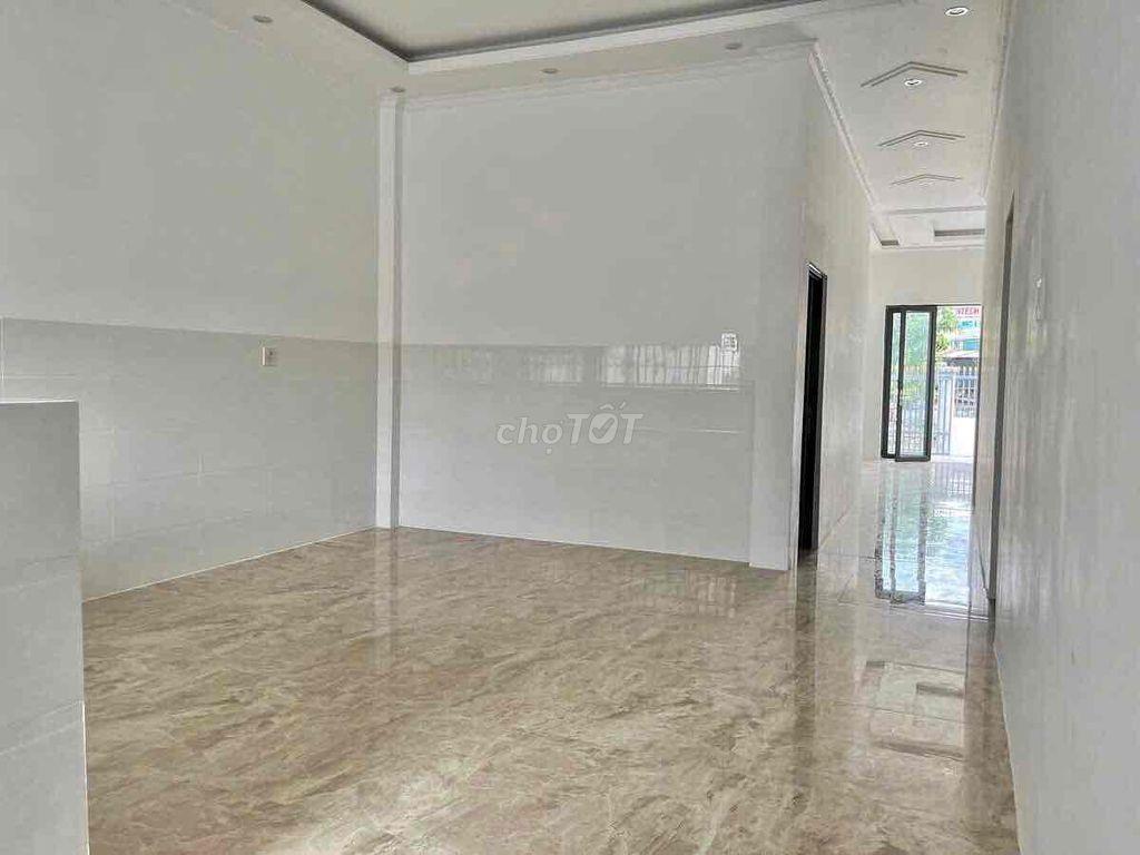 Nhà 8x25m 2 phòng hẻm Trần Hoàng Na