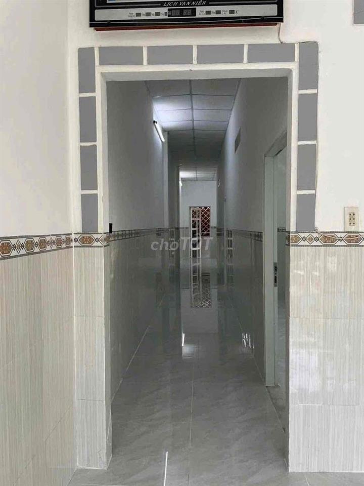 Nhà mới 2 phòng 2 máy lạnh KDC Long Thịnh