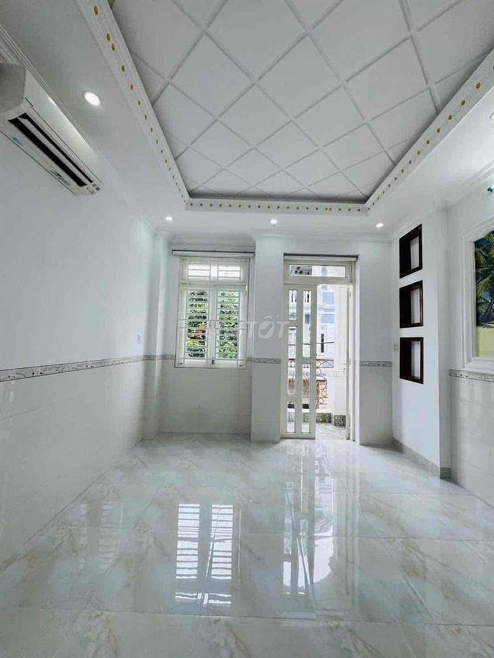 Nhà 2 lầu 5 phòng KDC 91B