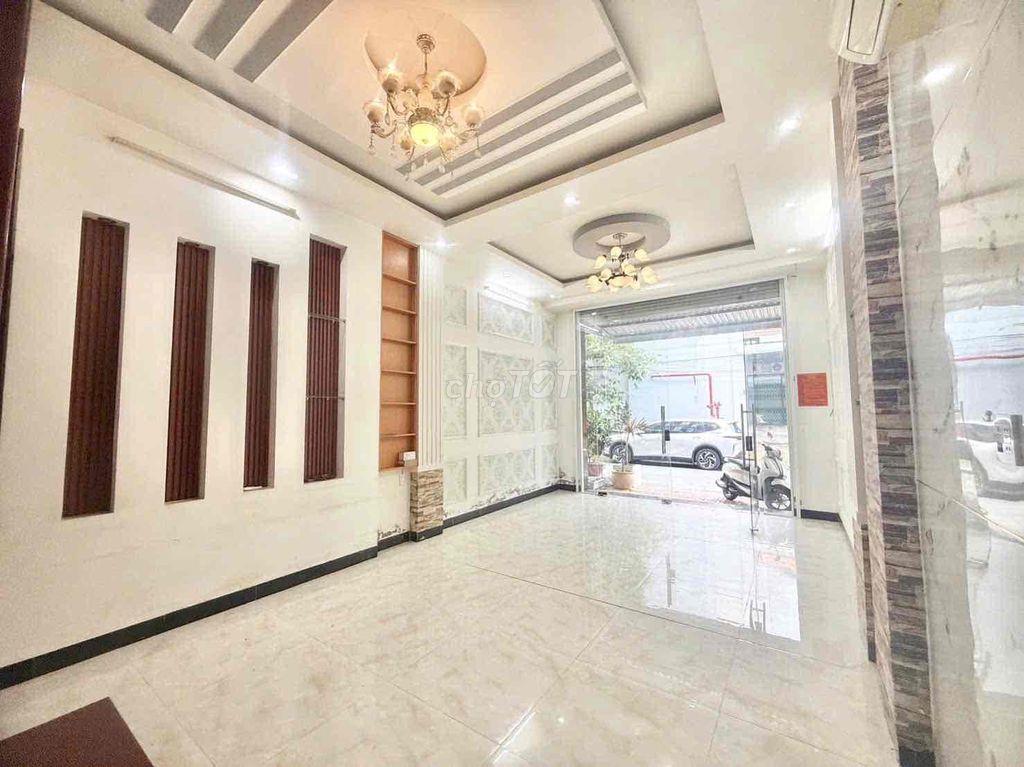 Nhà 2 lầu full nội thất kdc Hưng Phú 1