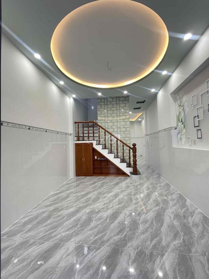 Nhà trệt 2 lầu mới hẻm Bờ Hồ Huỳnh Cương