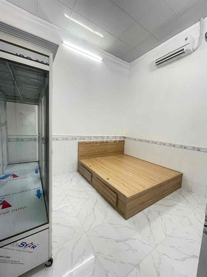 Nhà 2 phòng có nội thất KDC Đối Diện BV Nhi Đồng