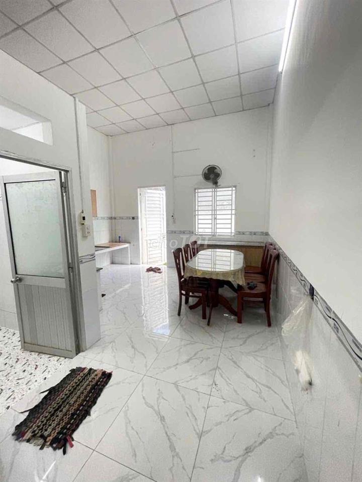 Nhà 2 phòng có nội thất KDC Đối Diện BV Nhi Đồng