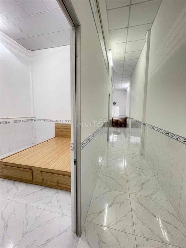 Nhà 2 phòng có nội thất KDC Đối Diện BV Nhi Đồng