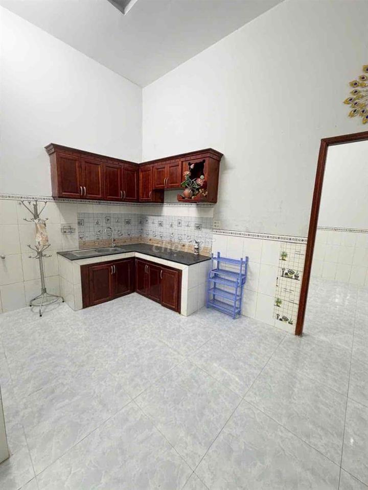 Nhà 3 phòng mới hẻm đường 3/2