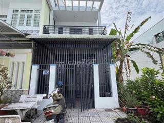 Nhà lầu 3 phòng KDC Công Trình 8