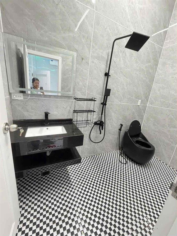 Nhà 3 phòng 3 máy lạnh KDC Hồng Phát