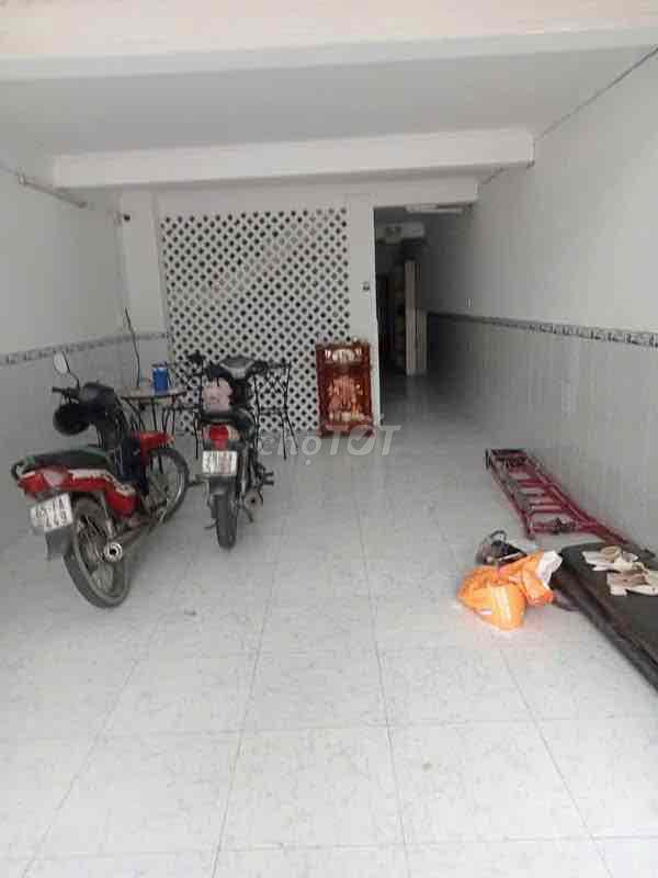 Nhà 2 lầu 8 phòng 8 máy lạnh KDC Diệu Hiền