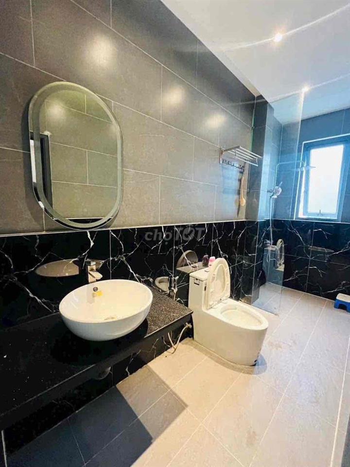 Nhà 2 lầu full nội thất KdC Nam Long 2