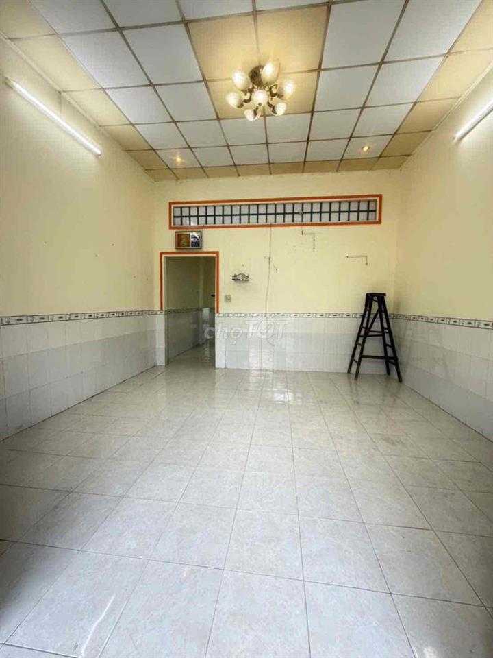 Nhà 2 phòng 2 máy lạnh lộ ô tô đường Trần Quang Diệu