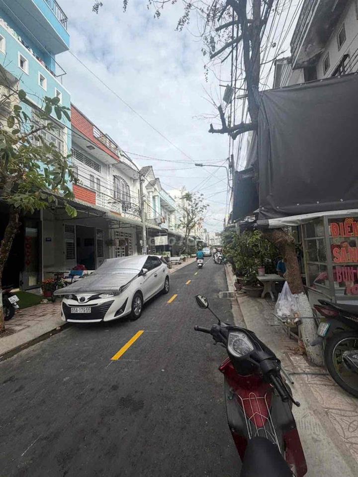 Nhà trệt lầu full nội thất KDC Thới Nhựt 1