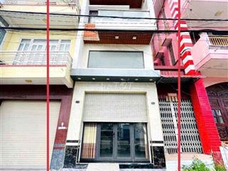 Nhà trệt 2 lầu mặt tiền Trần Hoàng Na