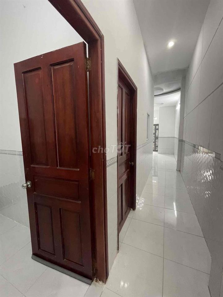 Nhà mới 2 phòng hẻm Phạm Ngọc Hưng