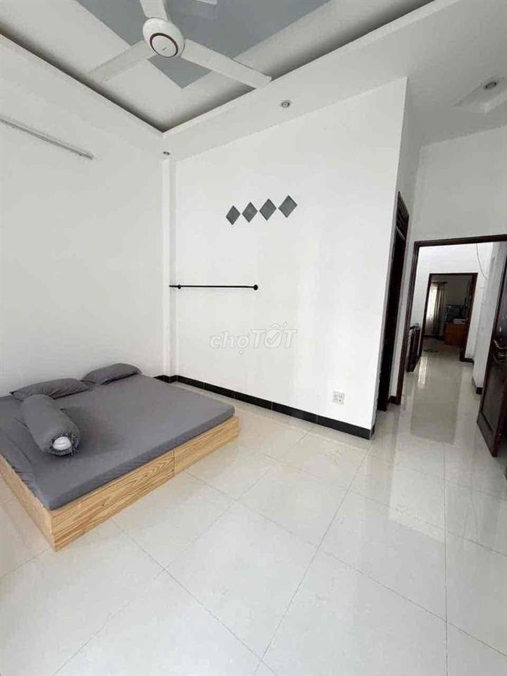 Nhà lầu 3 phòng KDC Hưng Phú 1