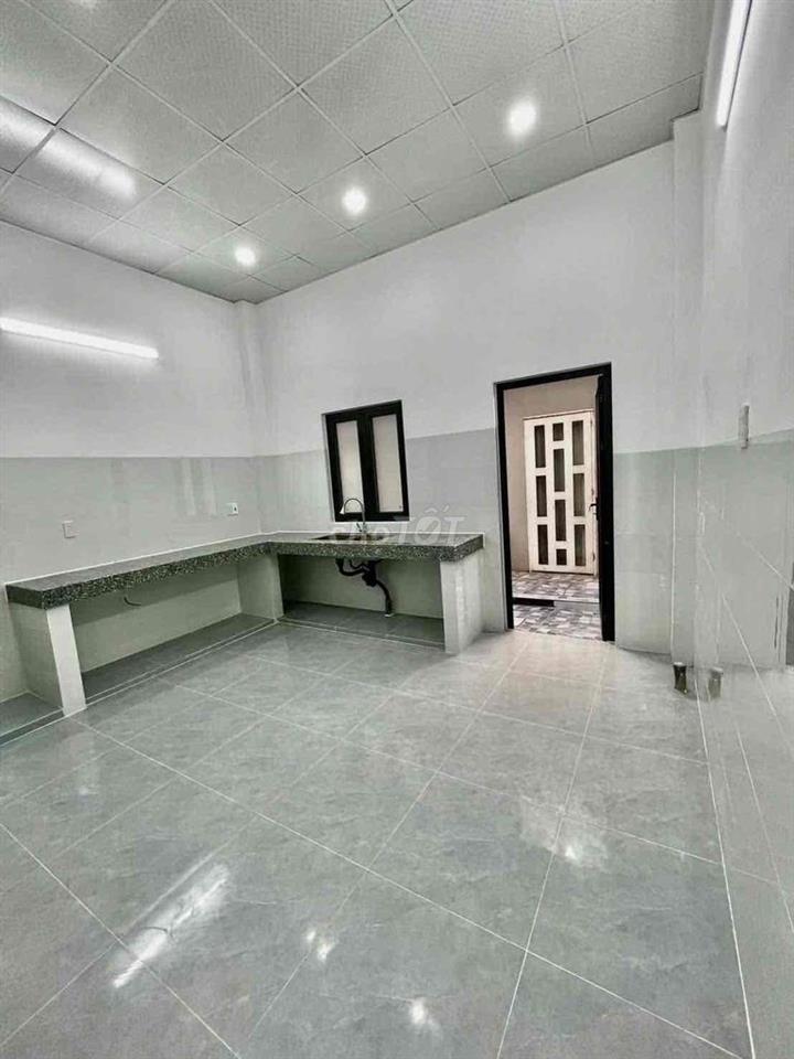 Nhà mới 100% KDC Hưng Phú 1