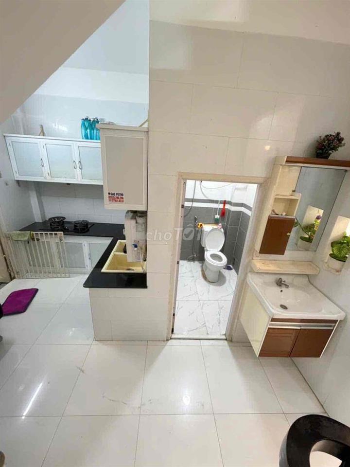 Nhà trệt lầu full nội thất KDC Diệu Hiền