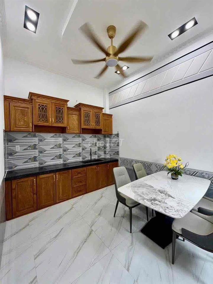 CHO THUÊ NHÀ HẺM 387 TRẦN NAM PHÚ